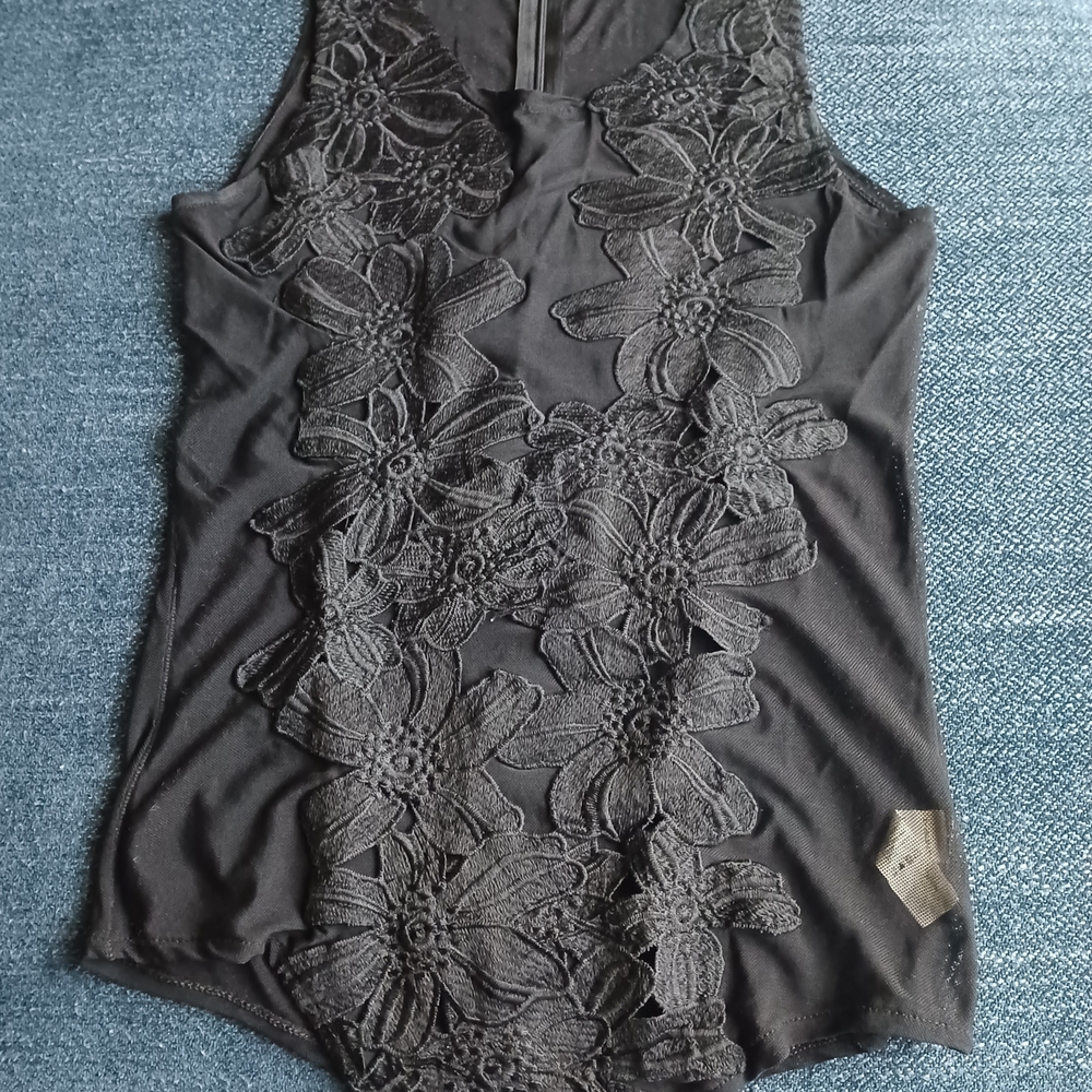 Mind Code Black Floral Embroidered Tank Top